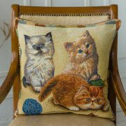 Декоративный чехол "Котята 2" (38*38) Декоративный чехол "Котята 2" (38*38)