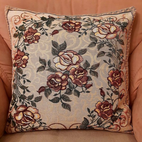 Гобеленовый чехол для интерьерной подушки "Плетистая роза" (50*50)  