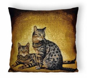 Декоративный гобеленовый чехол"Египетские кошки" 45*45  