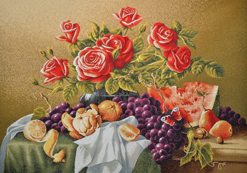 "Натюрморт с розами"- Гобелен ( в багетной раме)  