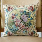 Декоративный чехол "Любимые цветы" 50*50  