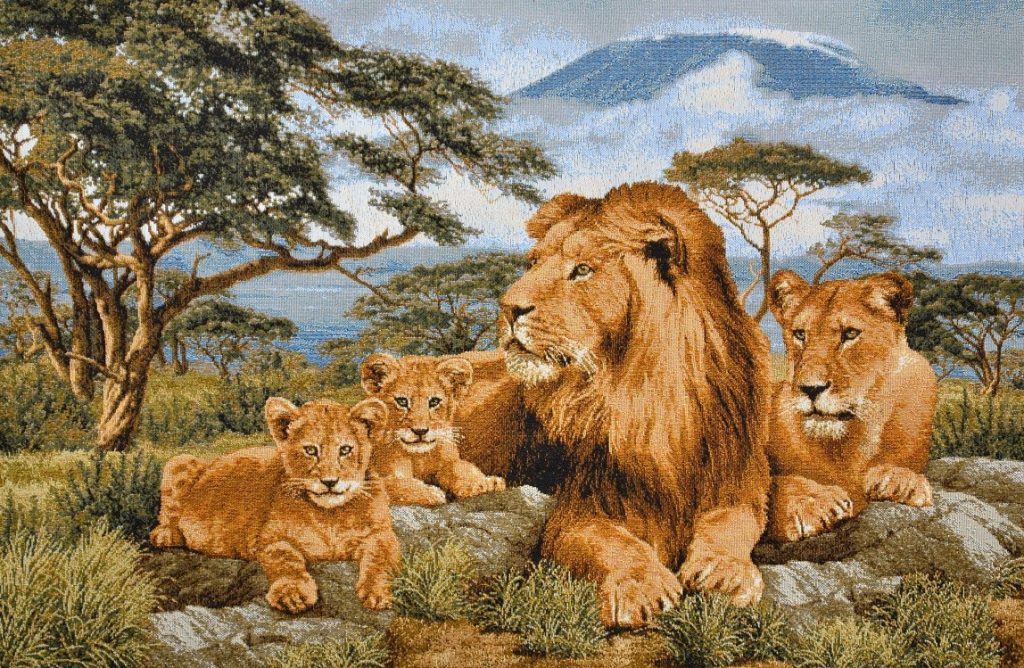 "Африканские львы"- Гобелен ( в багетной раме)  